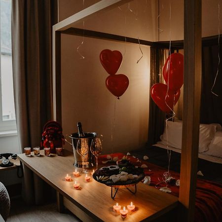 Albergo Caffe Centrale メッツォコローナ エクステリア 写真